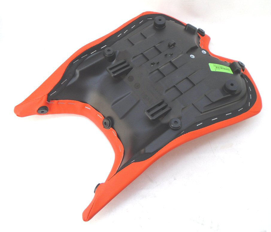 Aprilia OEM Saddle - Red - RS 660 / Tuono 660 - Image 2