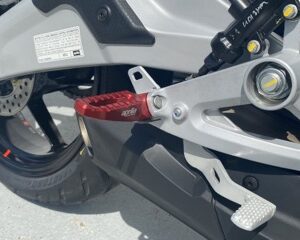 Alternative view of Aprilia RS 457 Rider Footpegs
